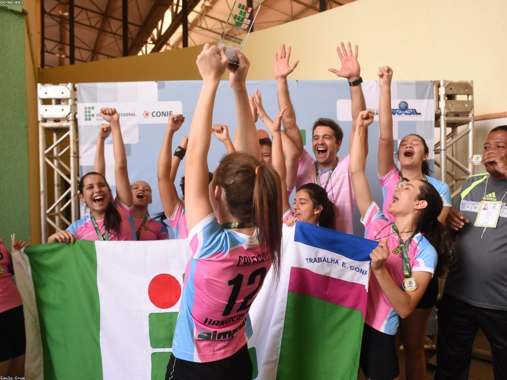 ប្រវត្តិជើងឈ្នះ: ការពិចារណាអំពីការឈ្នះនៅក្នុងអាយុមួយ